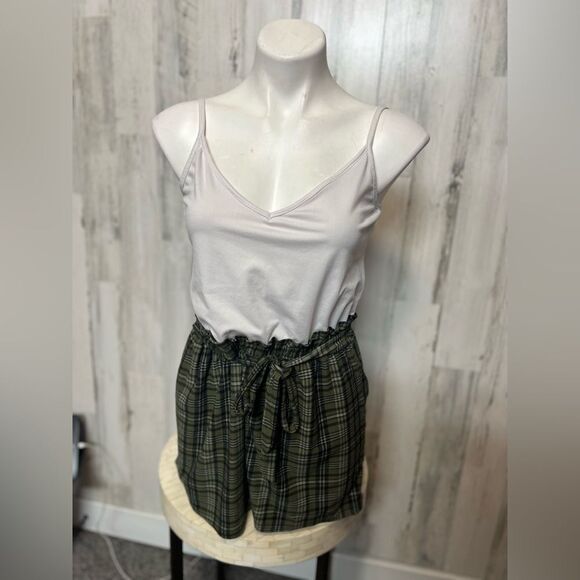 Romper - Picture 1 of 7